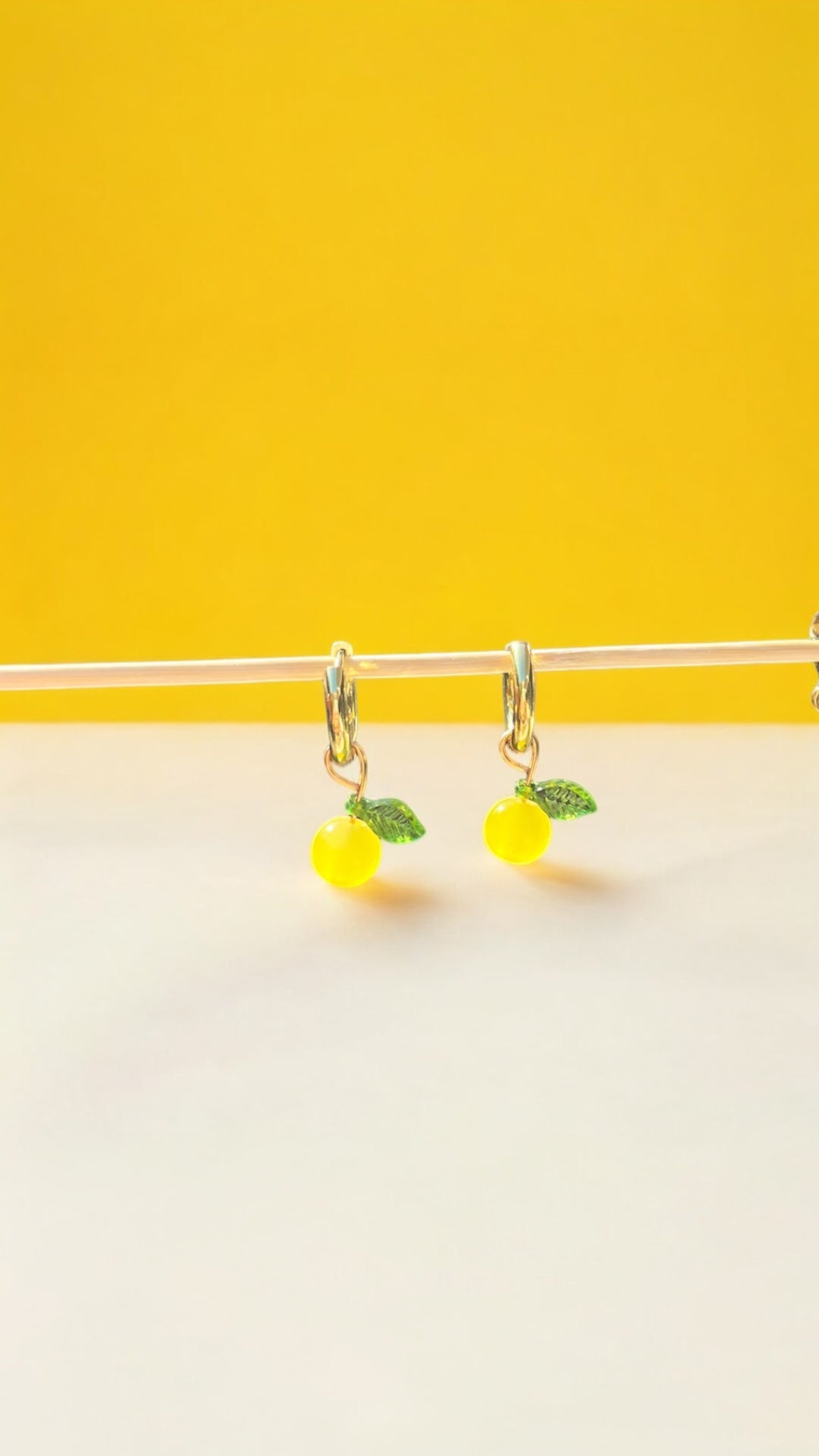 Citron earrings