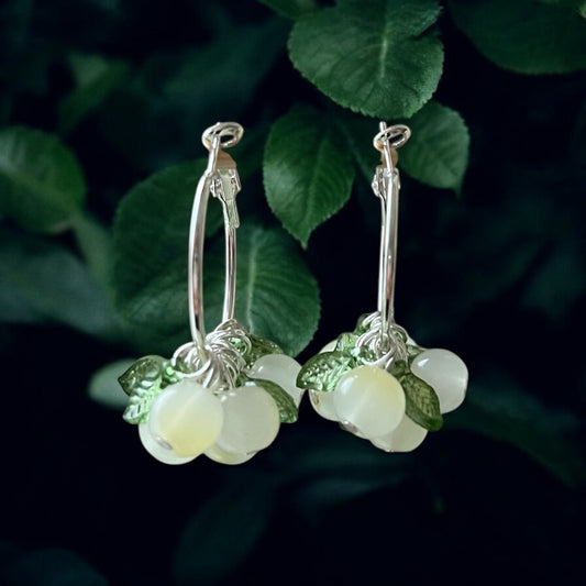 Whitecurrant Loop earrings