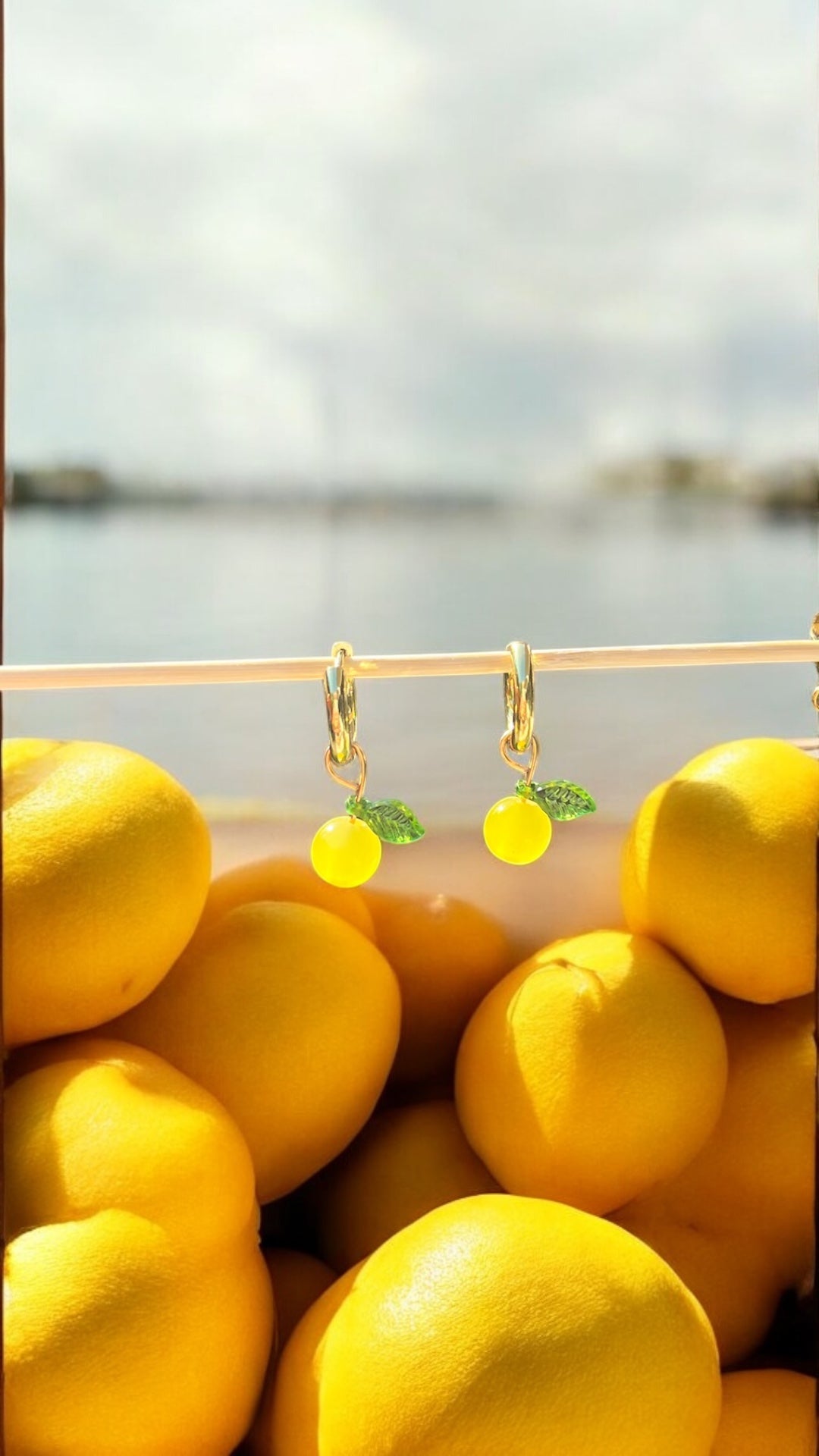 Citron earrings